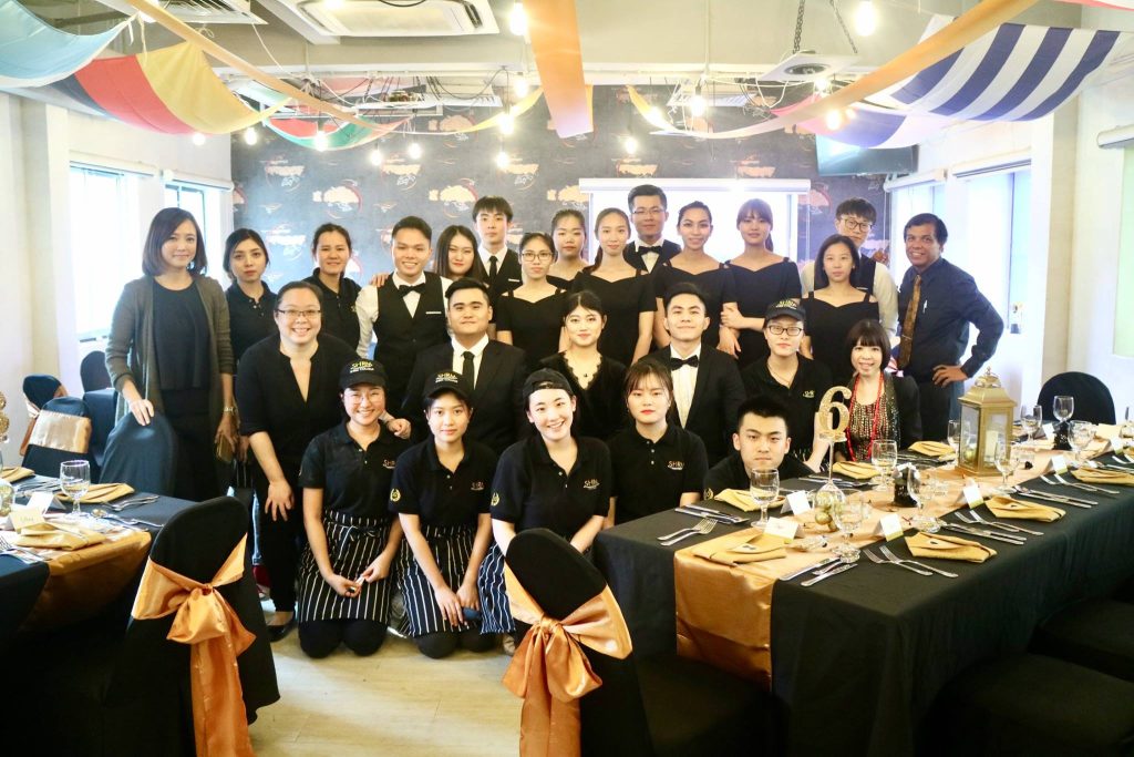 du học singapore ngành quản lý nhà hàng khách sạn 1